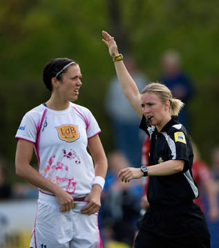 Therese Sjögran, LdB Malmö och Sara Persson, domare