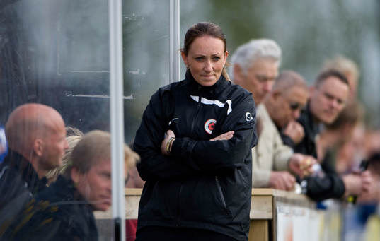 Elisabet Gunnarsdóttir, tränare
