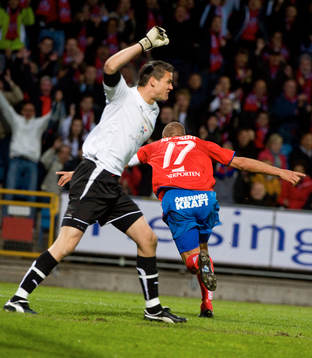 Henrik Larsson, Helsingborg har gjort 1-0. Jonas Sandqvist,