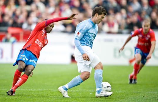 René Makondele, Helsingborg och Labinot Harbuzi, Malmö