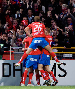 1-0, Henrik Larsson. Jubel