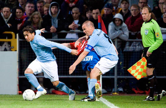 Ricardinho och Daniel Andersson, Malmö trycker ner Rasmus
