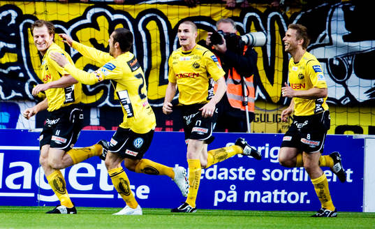 Daniel Mobaeck, Elfsborg, gör mål med en cykelspark, jubel