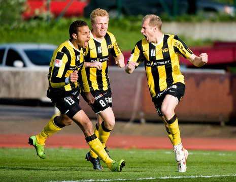 Jonas Henriksson,  gör 1-0. Mathias Ranégie, Josef
