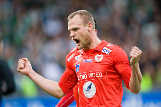 Tobias Carlsson,  jubel