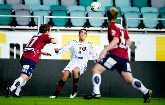 Dalil Benyahia, Brommapojkarna