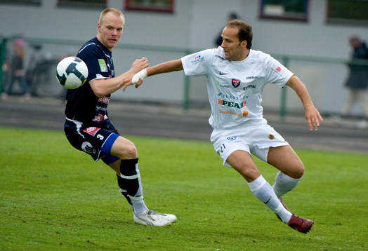 Liridon Rrustemaj, Rosengård och Niclas Fischer,