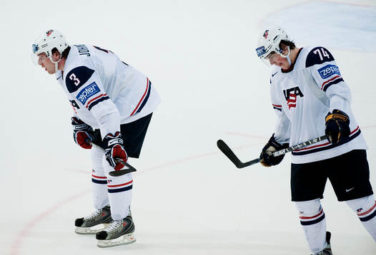 Jack Johnson och T J Oshie, USA, depp