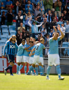 Labinot Harbuzi, Malmö gjorde 1-0. Jubel