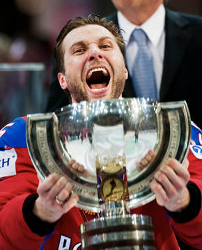 Alexei Morozov, Ryssland, lyfter bucklan. VM-guld,