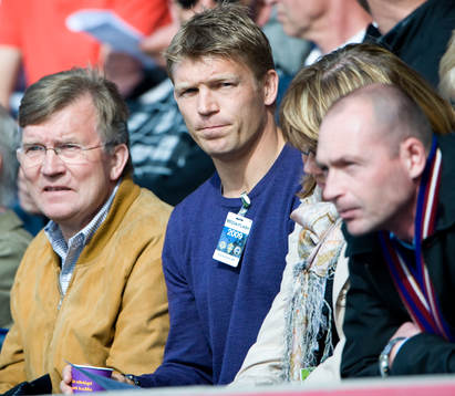 Dystra miner på läktaren, Stefan Allbäck, Marcus