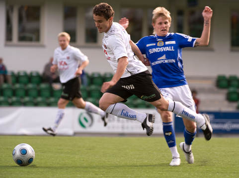 Julio Mosele, Qviding och Ari Skulason, Sundsvall