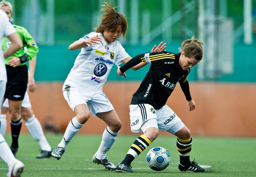 Mami Yamaguchi, Umeå  och Hanna Folkesson, AIK