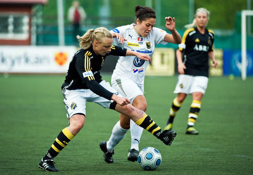 Sofia Simonsson, AIK och Madeleine Edlund, Umeå
