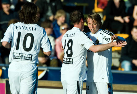 Viktor Lundberg, AIK gratuleras