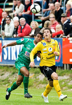 Erton Fejzullahu, Mjällby. Genaldo Silva de Olivieira,