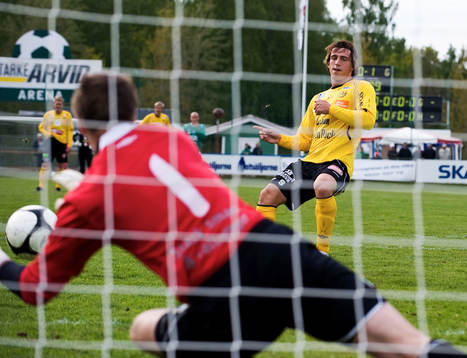 Erton Fejzullahu, Mjällby. Colin Burns, målvakt Ljungskile