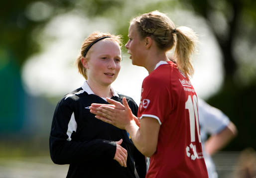 Linn Wikström, domare och Sofie Andersson, Kristianstad