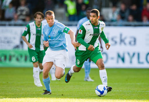 Daniel Andersson, Malmö FF jagar Sebastian Castro Tello,