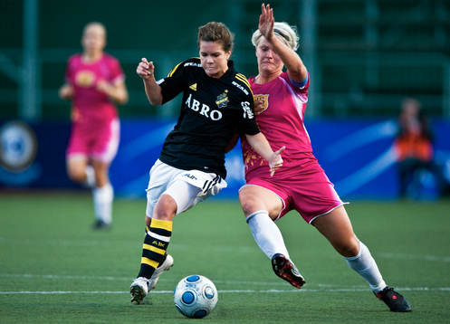 Hanna Folkesson, AIK och Nilla Fischer, LdB Malmö
