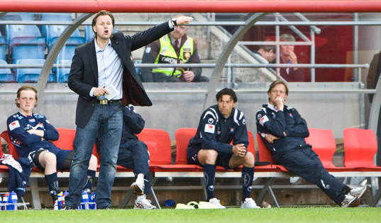Janne Carlsson, tränare