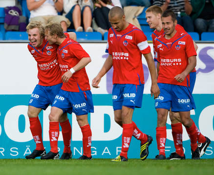 3-1, Mathias Unkari grattas av 2-0 skytten, Erik Sundin.