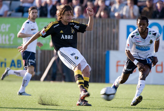 Ivan Obolo, AIK och Yannick Bapupa, Gefle