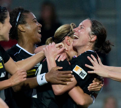 1-2, Karolina Westberg och Hanna Ljungberg, Umeå, jubel