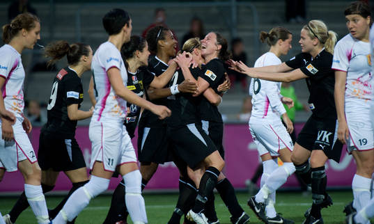 1-2, Karolina Westberg och Hanna Ljungberg, Umeå, jubel