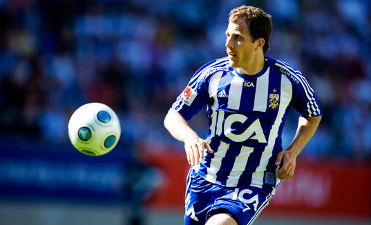 Tobias Hysén, kommer fri men missar