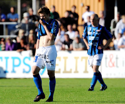 Bläddra bland fler bilder av Fotboll, Superettan, Mjällby - Sirius