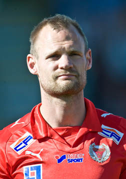 Tobias Carlsson, porträtt