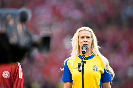 Malena Ernman, sång, artist, mikrofon, kvinna