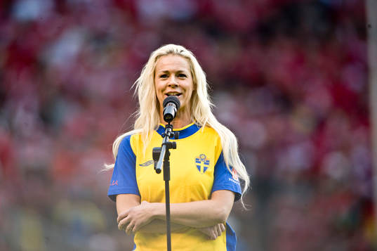 Malena Ernman, sång, artist, mikrofon, kvinna