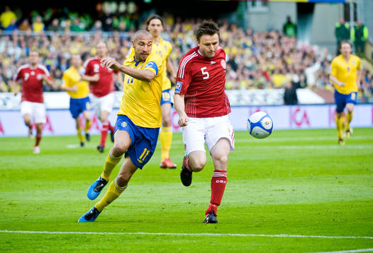 Henrik Larsson, Sverige, och William Kvist, Danmark