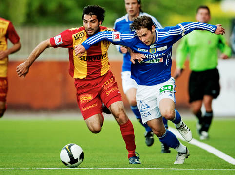 Ahmet Özdemirok, Syrianska, utmanar Daniel Sliper,