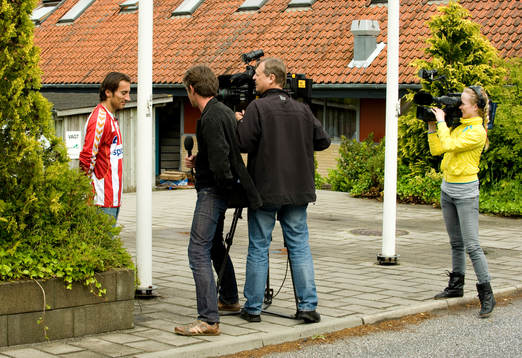 Louay "Lollo" Chanko, klar för Ålborg. TV-kanalerna stod