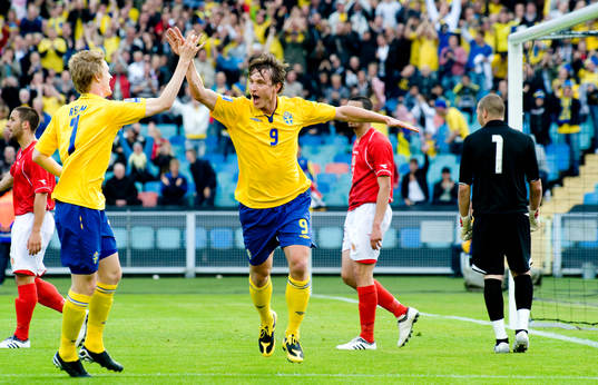 Rasmus Elm, Kim Källström, Sverige jubel