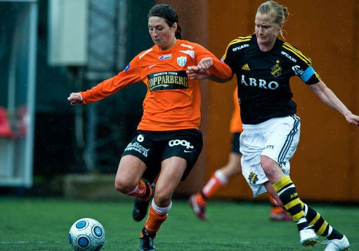 Anna Ahlstrand, Kopparbergs/Göteborg och Anne Mäkinen, AIK