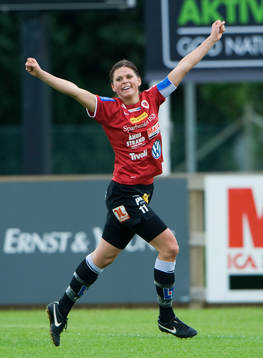 1-0, lagkapten Susanne Moberg. Äntligen jubel