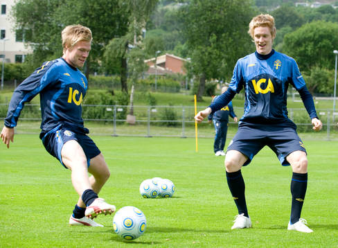 Andreas Landgren och Rasmus Elm, glädje