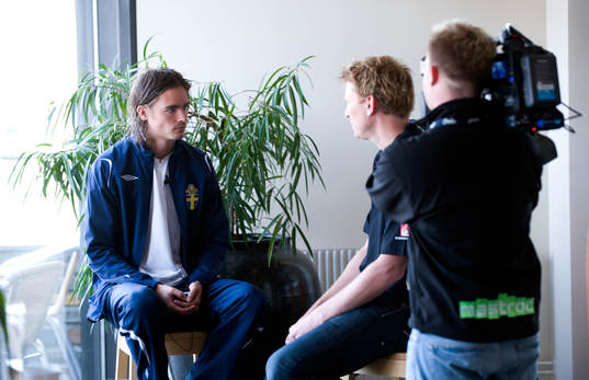 Full fart på intervjuer, Mikael Lustig
