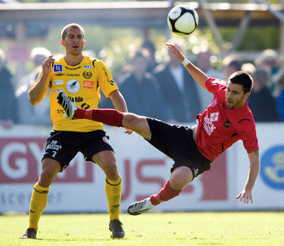 Johan Svensson, Mjällby och Sebastian Senatore, Vasalund