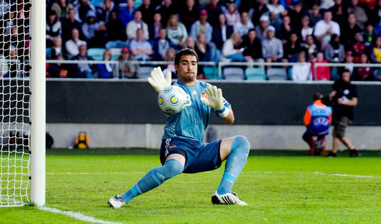 Sergio Ansenjo, målvakt, Spanien räddar ett skott