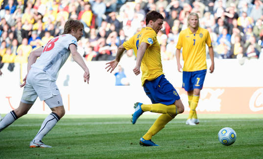 2-1, Marcus Berg åker slalom genom det vitryska försvaret