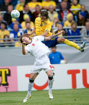 Mikael Lustig högre än Leonid Kovel