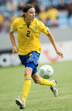 Mikael Lustig, Sverige
