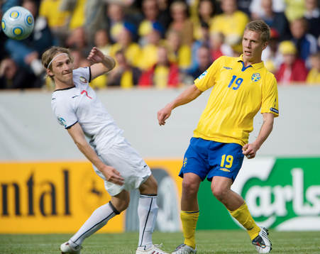 Sergei Krivets, Vitryssland och Pontus Wernbloom, Sverige
