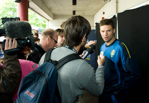 Marcus Berg, Sverige, stod i medias centrum vid dagens