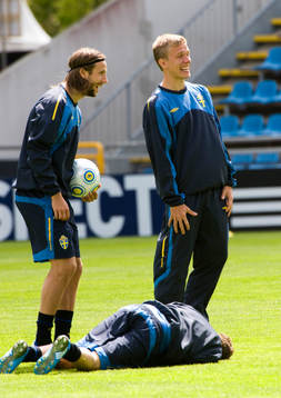 Mattias Bjärsmyr och Pontus Wernbloom har roligt åt